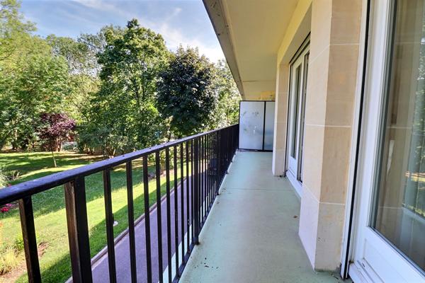 Appartement Maisons-Laffitte 5 pièce(s) 106 m2
