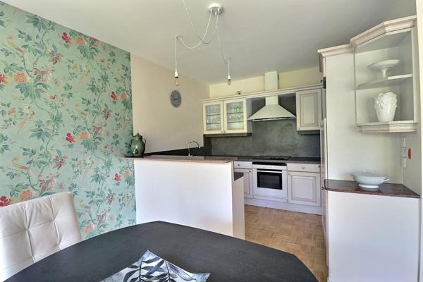 Appartement Maisons-Laffitte 5 pièce(s) 106 m2
