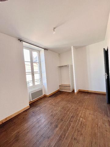 Maison Montmorillon 7 pièces 204 m2