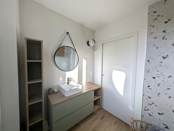 56760- PENESTIN - Maison familiale  4 chambres +1 bureau+ 1 garage -entre plages et commerces