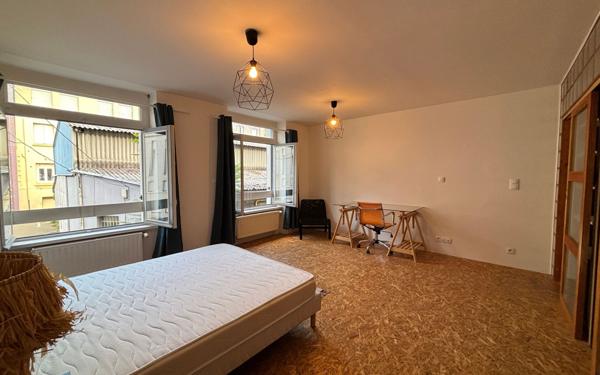 Appartement à louer    2 pièces •  Saint-Étienne