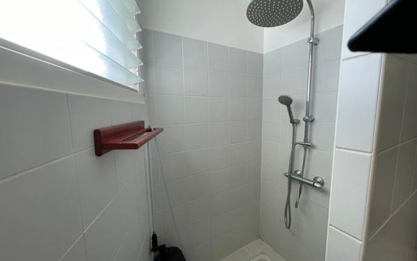 Appartement à vendre    1 pièce • 20 m2 Saint-François