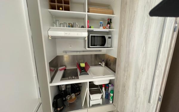 Appartement à vendre    1 pièce • 20 m2 Saint-François