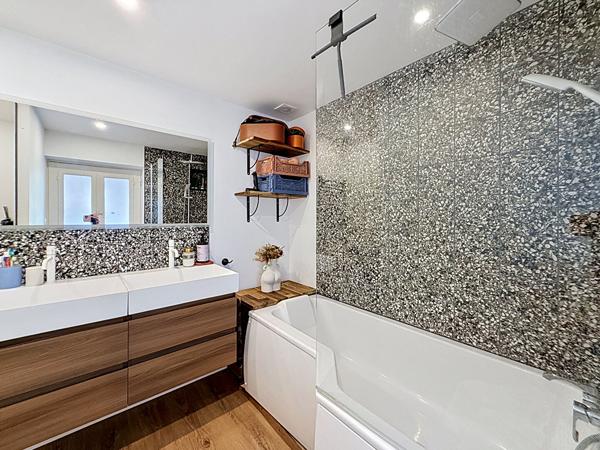 Maison Saint Barthelemy D Anjou 101 m2