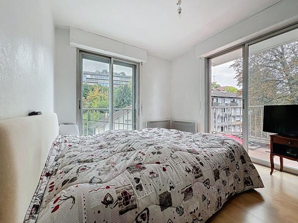 À Évian-les-Bains, T3 avec une magnifique vue sur le Léman, proche des commodités