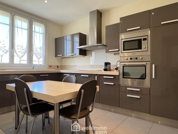 Maison 152.05 m² à Vitry-sur-Seine 94400
