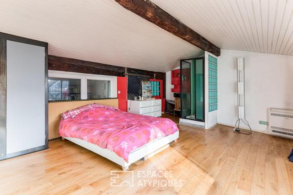 Duplex en dernier étage avec terrasse aux carmes