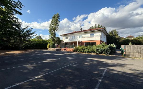 Maison à vendre    6 pièces •  Toulouse