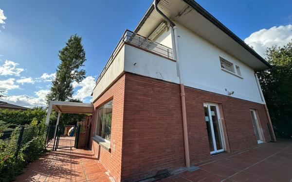 Maison à vendre    6 pièces •  Toulouse