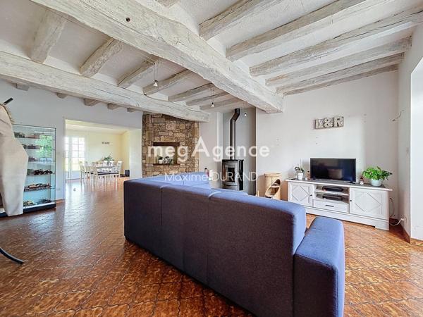 Maison à SAINT-CHRISTOPHE-DU-BOIS, 49280 - 5 pièces 140m²