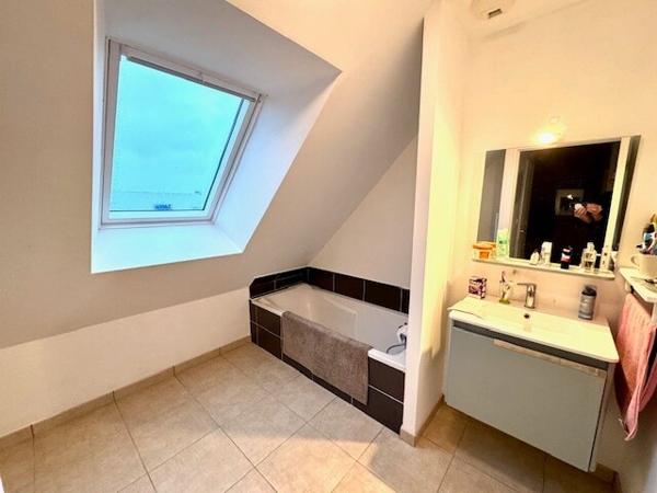 Maison de 2015 idéalement située