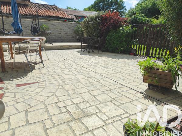 Maison à vendre 5 pièces 110 m² Champagne-Mouton
