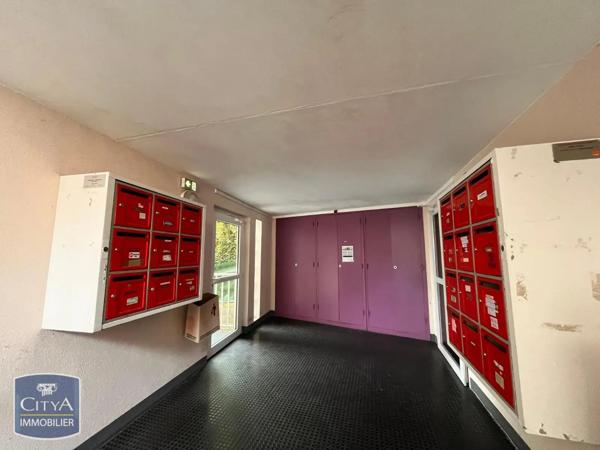 Appartement à louer 2 pièces 39m² Laval (53000)