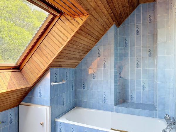 Plouhinec (29780) – Propriété de caractère de 195 m² sur 5 140 m² de terrain – À deux pas de l'océan