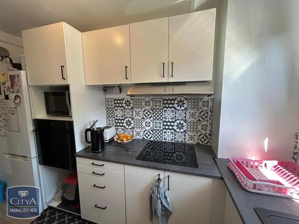 Appartement à louer 2 pièces 43.8m² Arpajon (91290)