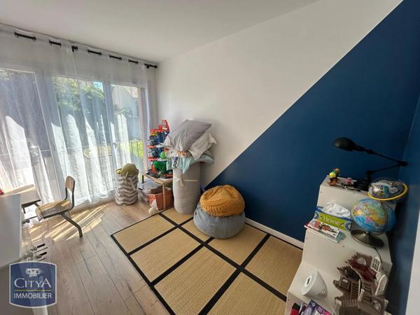 Appartement à louer 2 pièces 43.8m² Arpajon (91290)