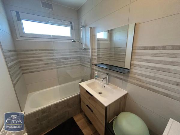 Appartement à louer 2 pièces 43.8m² Arpajon (91290)