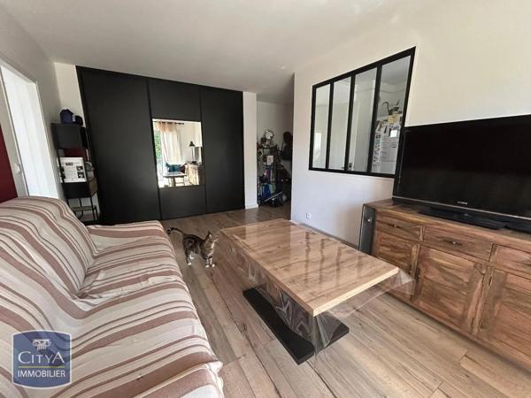 Appartement à louer 2 pièces 43.8m² Arpajon (91290)
