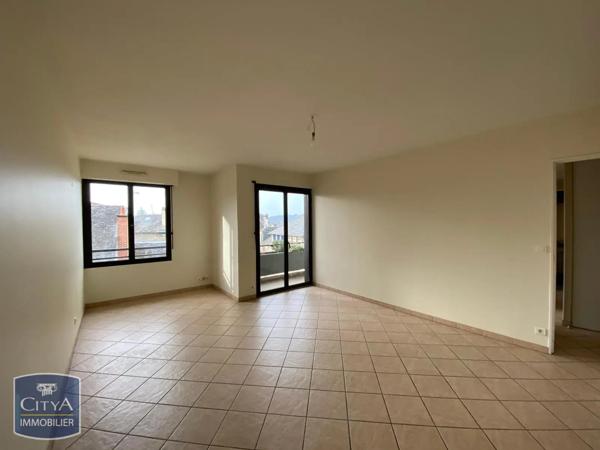 Appartement à louer 2 pièces 51.04m² Brive-la-Gaillarde (19100)
