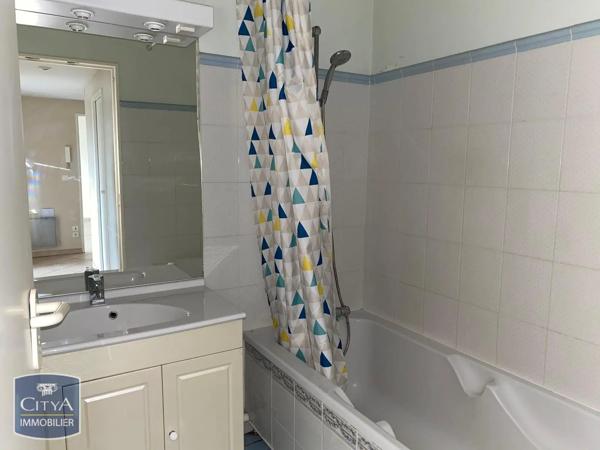 Appartement à louer 2 pièces 51.04m² Brive-la-Gaillarde (19100)