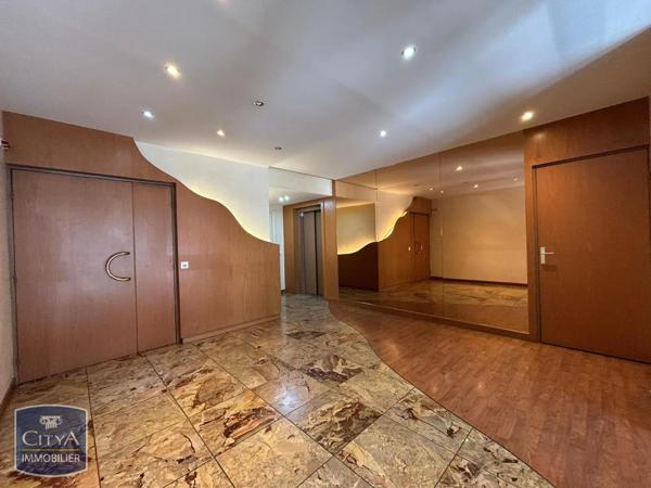 Appartement à louer 2 pièces 51.04m² Brive-la-Gaillarde (19100)