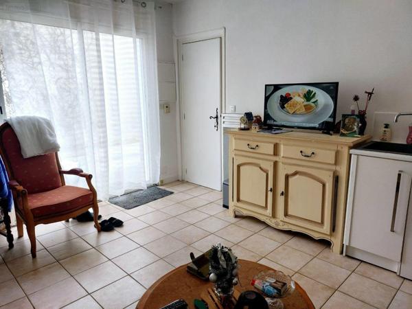 Immeuble de rapport à vendre à La Jarrie en Charente-Maritime (17220), ref : 546