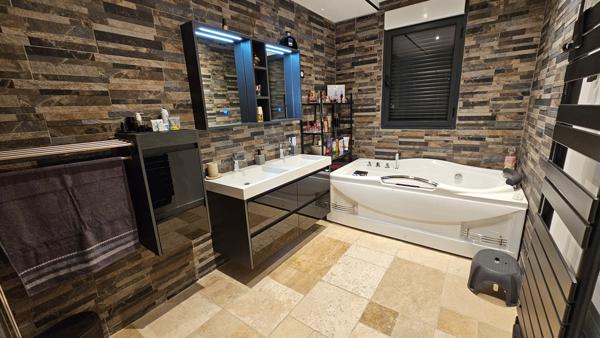 Maison 7 pièces - 203 m² Bien prestige