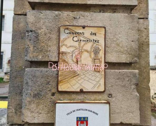 Immeuble à vendre de 900 m²