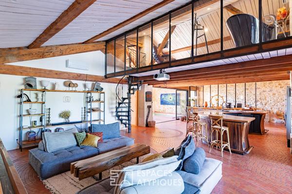 Maison d’architecte avec galerie d’art et loft premium en bord de Canal