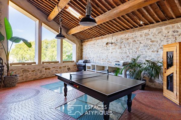 Maison d’architecte avec galerie d’art et loft premium en bord de Canal