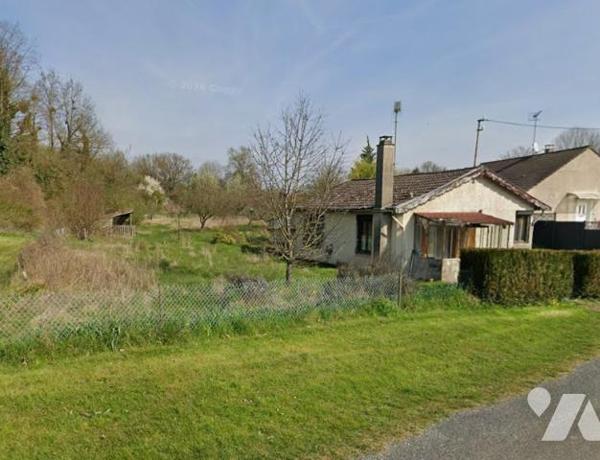 Maison de village 46 m² à rénover.
