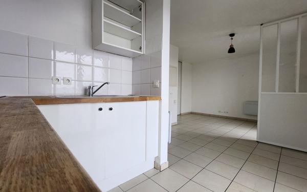 Appartement à louer    1 pièce • 27,69 m2 Athis-Mons