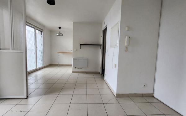 Appartement à louer    1 pièce • 27,69 m2 Athis-Mons