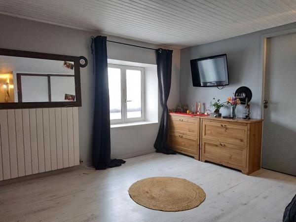 Maison Barbechat (44450), 170 m², 5 chambres + bureau, 1 700m² terrain