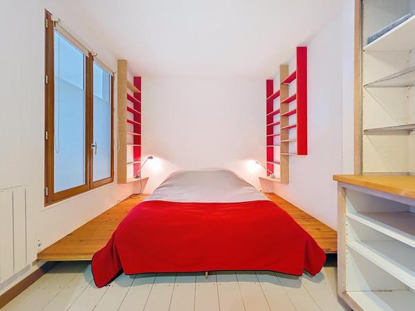 DUPLEX AVEC ROOFTOP, TERRASSE ET PARKING AUX LILAS