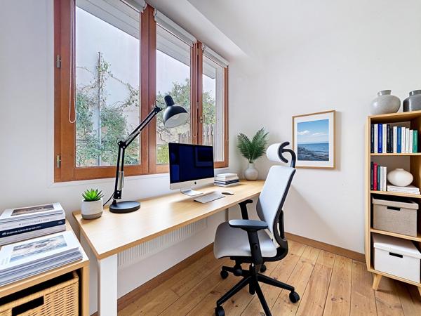 DUPLEX AVEC ROOFTOP, TERRASSE ET PARKING AUX LILAS