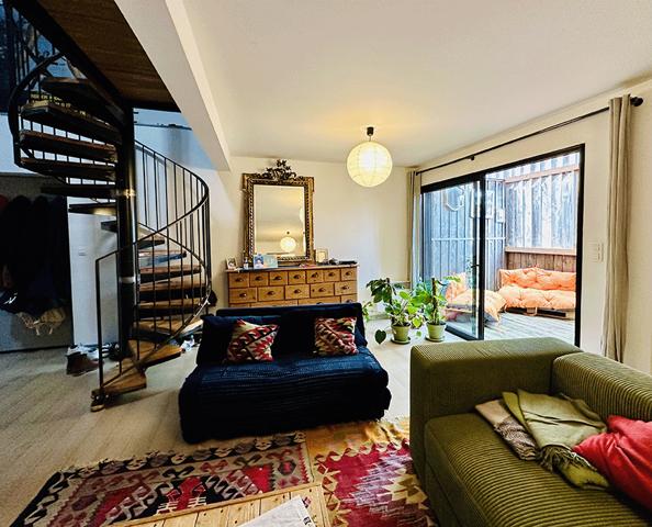 Bordeaux Chartrons, calme et résidentiel, superbe Duplex de 96 m2 avec terrasse et garage