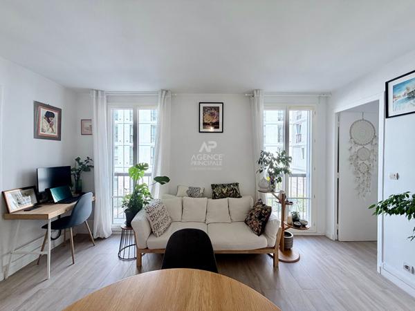 "Versailles Château" Bel appartement de 2 pièces de 42 m2 avec cave ! Loyer 1 320 €/mois charges comprises **  - Référence  7890