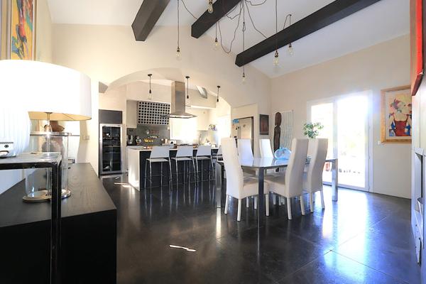 Villa T7 avec piscine sur 1200 m² de terrain