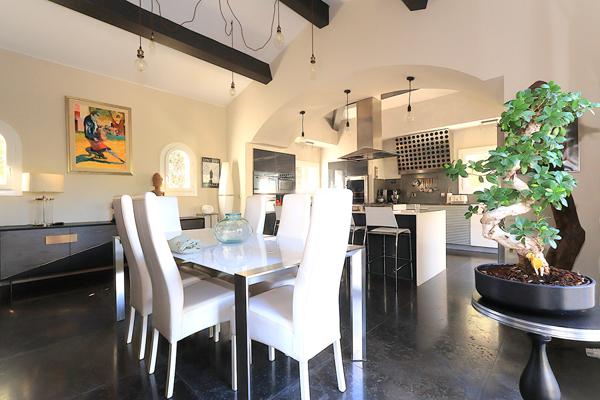 Villa T7 avec piscine sur 1200 m² de terrain