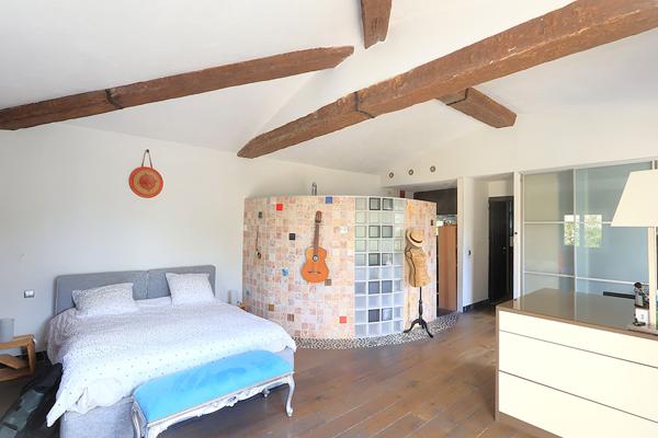 Villa T7 avec piscine sur 1200 m² de terrain