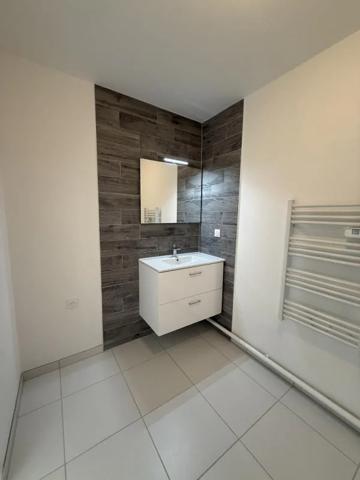 Appartement à louer à Bordeaux (33300)