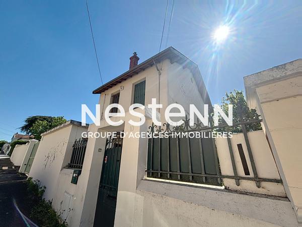 Maison 6 pièces - 4 Chambres - 143 m² habitables - 643m² de Terrain - A rénover - MERMOZ 69500 BRON