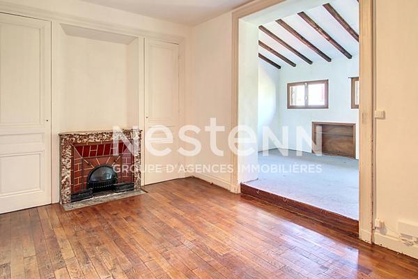 Maison 6 pièces - 4 Chambres - 143 m² habitables - 643m² de Terrain - A rénover - MERMOZ 69500 BRON