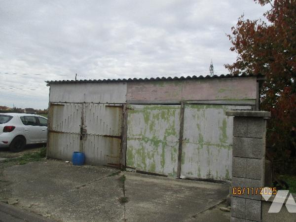A HAM (SOMME) 80400
Une maison à usage d'habitation construite en briques et couverte en tuiles,