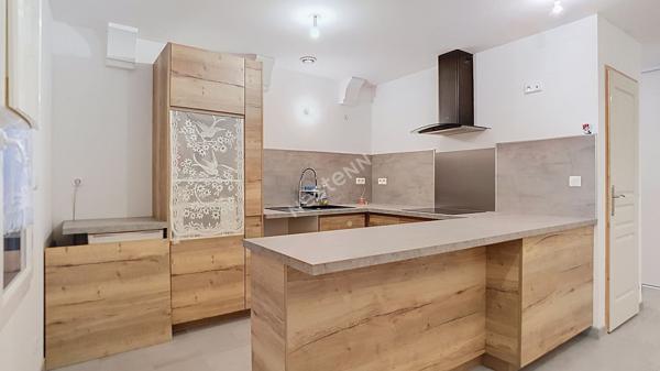 Charmante Maison de Ville avec terrain à Châteauneuf-les-Martigues !