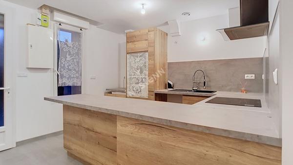 Charmante Maison de Ville avec terrain à Châteauneuf-les-Martigues !