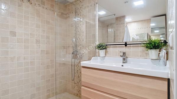 Charmante Maison de Ville avec terrain à Châteauneuf-les-Martigues !