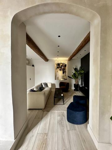 Avignon (84000) Appartement 96 m2 avec terrasse entièrement rénové