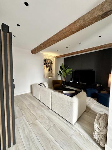 Avignon (84000) Appartement 96 m2 avec terrasse entièrement rénové